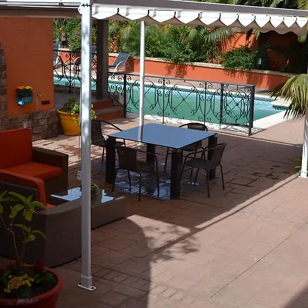 Hotel Volcano Beach