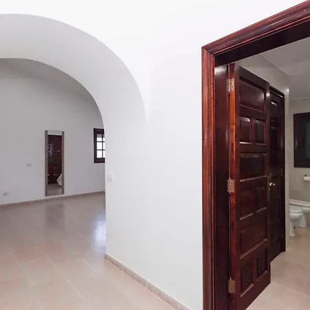 Casa Blanca, Golf Del Sur Villa *