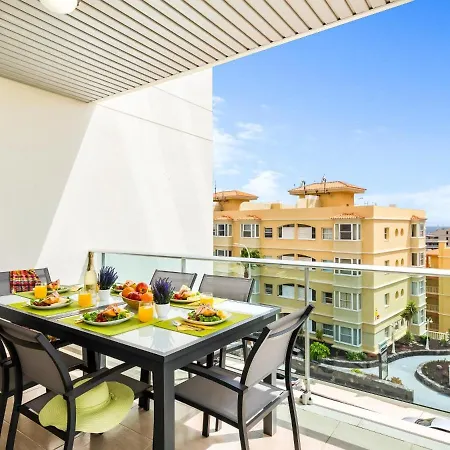 A31 Amazing 2 Bedroom With Terrace And Pool Apartment