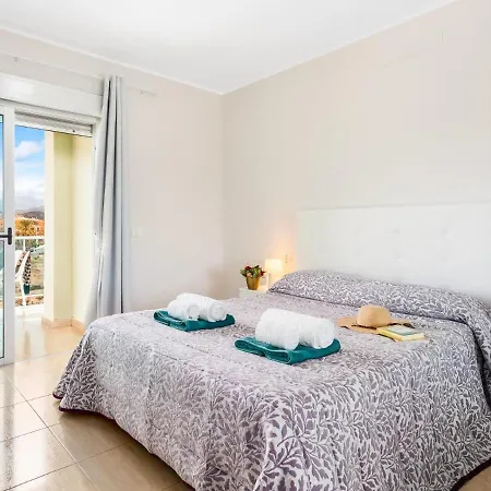 A31 Amazing 2 Bedroom With Terrace And Pool *