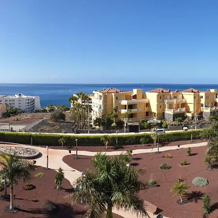 Ocean View Apartment *