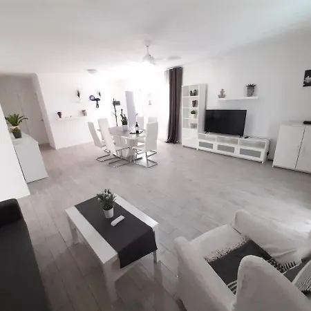 Villa Blanca *
