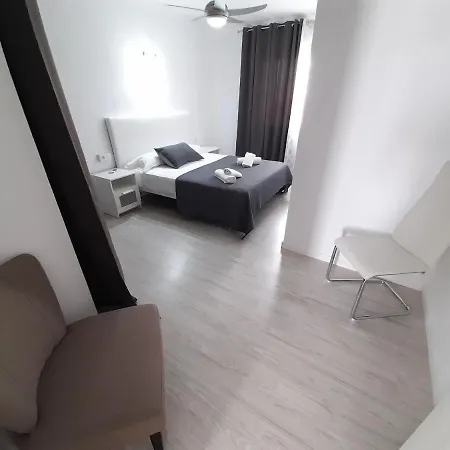 Blanca Villa *