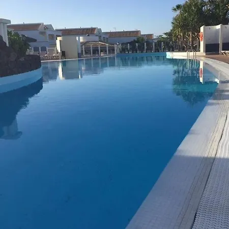 Apartment The Palms 2 Bed Duplex With Pool View *