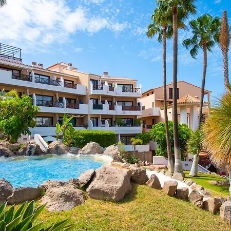 Apartment Azzurro Albatros Pool, Terrace