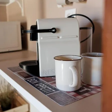 Nisha Apartment *