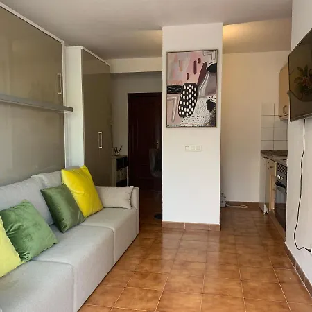 Estudio En Tenerife Con Piscina / Study Flat With Pool *