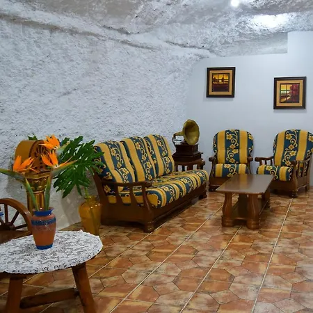 Casa Cueva La Herencia * San Miguel de Abona