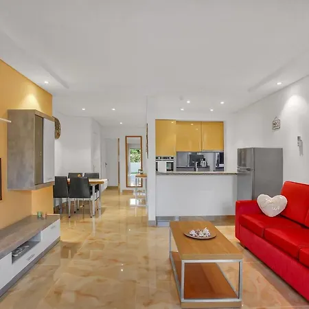 Apartment In Albatros Complex 