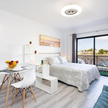 Precioso En El Sur De Tenerife Apartment
