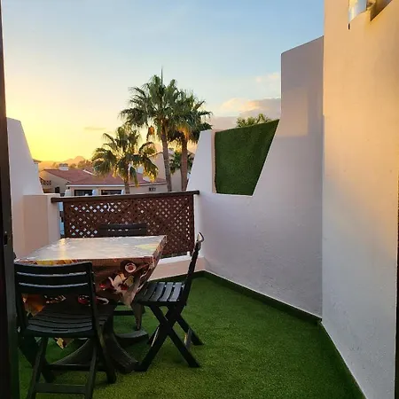 Atico Albatros Park Piscina Climatizada Tenerife Apartment *