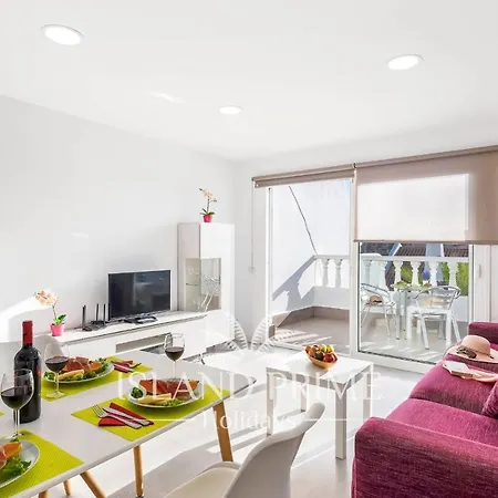 Apartment 1 In Club Sc268
