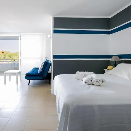 313 Park With Pool And Private Garden *
