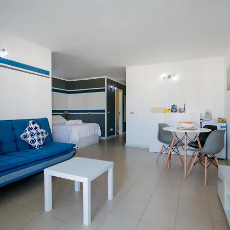 313 Park With Pool And Private Garden