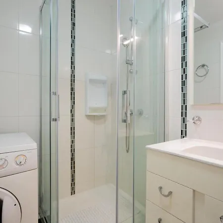 313 Park With Pool And Private Garden Apartment