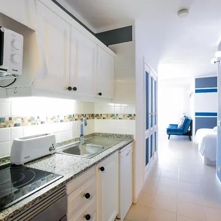 Apartment 313 Park With Pool And Private Garden