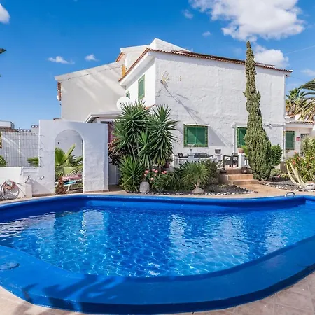 Holiday home Casa Oroteanda