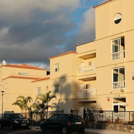 Golf View - Stunning Ocean View Golf Del Sur Apartment *