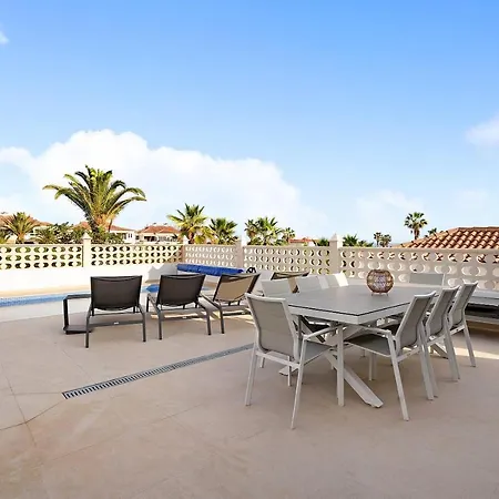 Vista Villa *