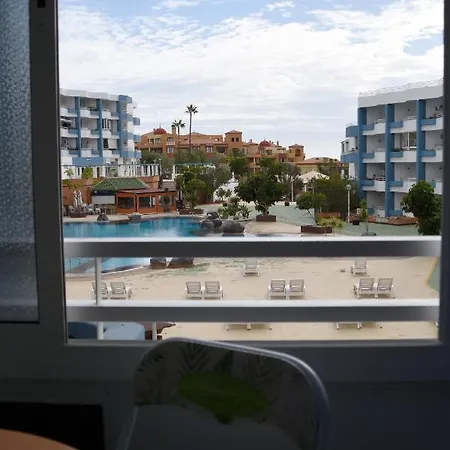 Tropical Park - Piscina - Parking - Edificio Corbeta Apartment