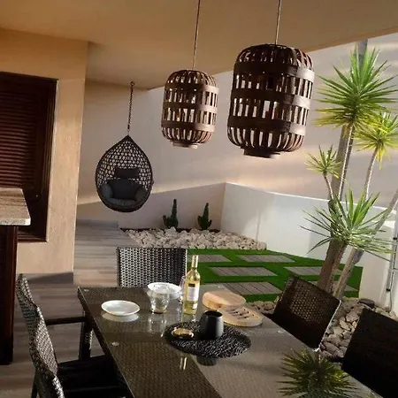De Diseno Con Espectacular Terraza Apartment