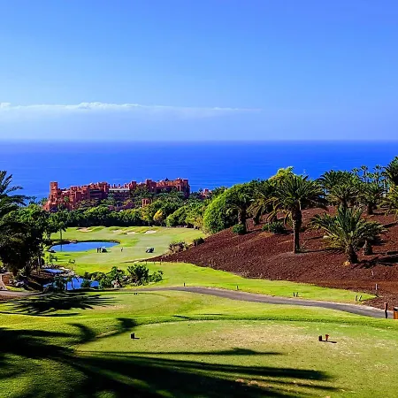 Amarilla Golf Holiday home *