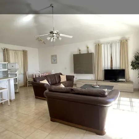 Holiday home Amarilla Golf