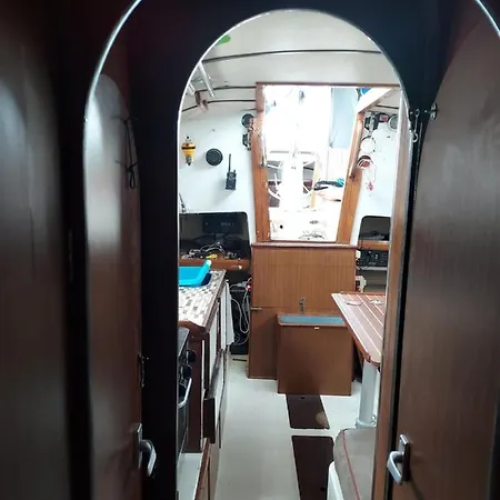 Yacht Bargain 4 Berth Botel San Miguel de Abona