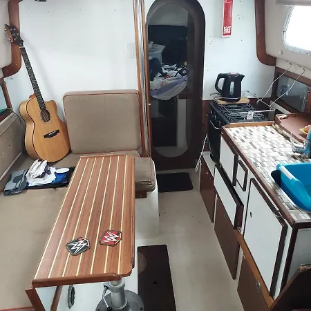 Yacht Bargain 4 Berth *