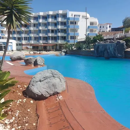 Cosy Studio With Balcony At Golf Del Sur, Tenerife *