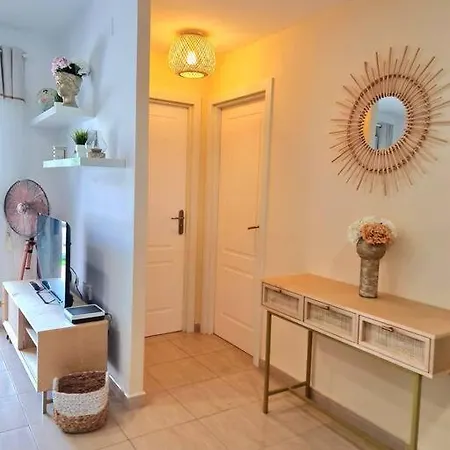 Apartment Homely In Modern Building With Pool