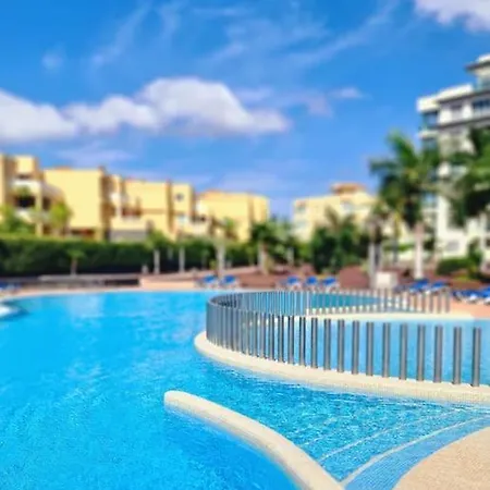 Apartment Homely In Modern Building With Pool *
