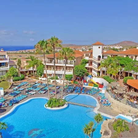 Golf Christina - Heated Pool