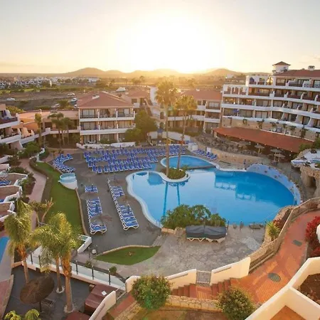Golf Christina - Heated Pool Apartment *