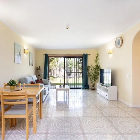 2 Bd & Garden Apt In Golf Del Sur *