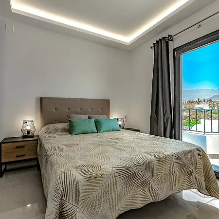 Ocean Boulevard Golf Del Sur Tenerife Aparthotel *