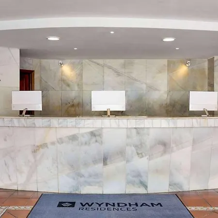Aparthotel Wyndham Residences Golf Del Sur 3*