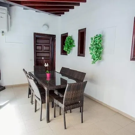 Timeless Comfort San Blas Apartment