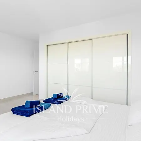 Huge With Amazing Garden In Golf Del Sur Alm160 Villa San Miguel de Abona