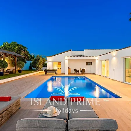 Huge With Amazing Garden In Golf Del Sur Alm160 Villa San Miguel de Abona