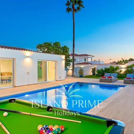 Villa Huge With Amazing Garden In Golf Del Sur Alm160 San Miguel de Abona