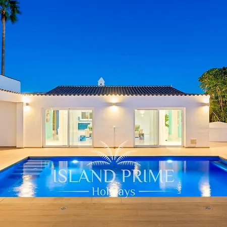 Huge With Amazing Garden In Golf Del Sur Alm160 Villa San Miguel de Abona