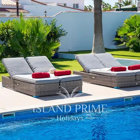 Huge With Amazing Garden In Golf Del Sur Alm160 Villa San Miguel de Abona