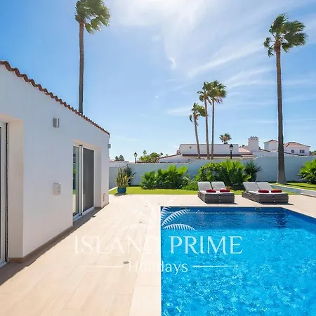 Huge With Amazing Garden In Golf Del Sur Alm160