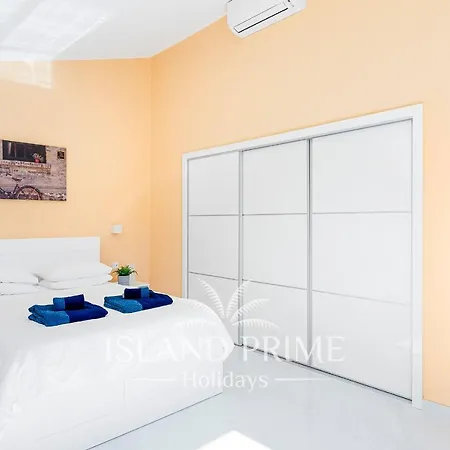 Huge With Amazing Garden In Golf Del Sur Alm160 Villa San Miguel de Abona