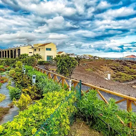 Apartment Atlantic Villa, Air Con, Fiber, Terrace Garden San Miguel de Abona