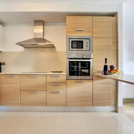 Apartment Atlantic Villa, Air Con, Fiber, Terrace Garden *