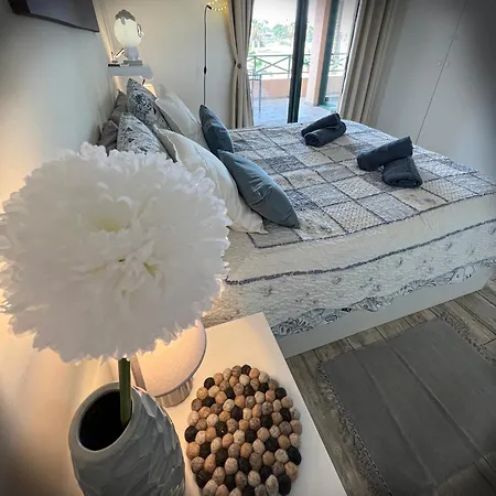 Paz Ocean View, Air Condition, Wifi, Heated Pool Apartment