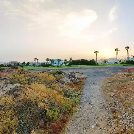 Apartment Two Bed Duplex With Spectacular Views *