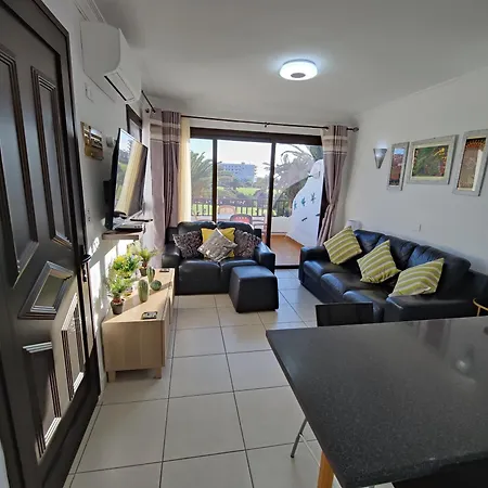 Two Bed Duplex With Spectacular Views Apartment *